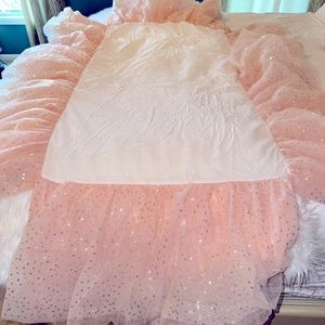 Pottery Barn Kids Tulle Crib Skirt
